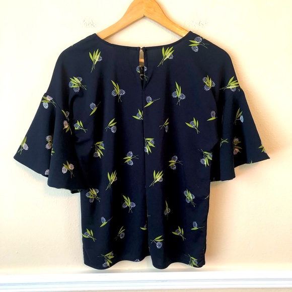 Ann Taylor Bell Sleeve Floral Boho Blouse Woman’s Oversized XS Navy Career Shirt - Picture 9 of 9